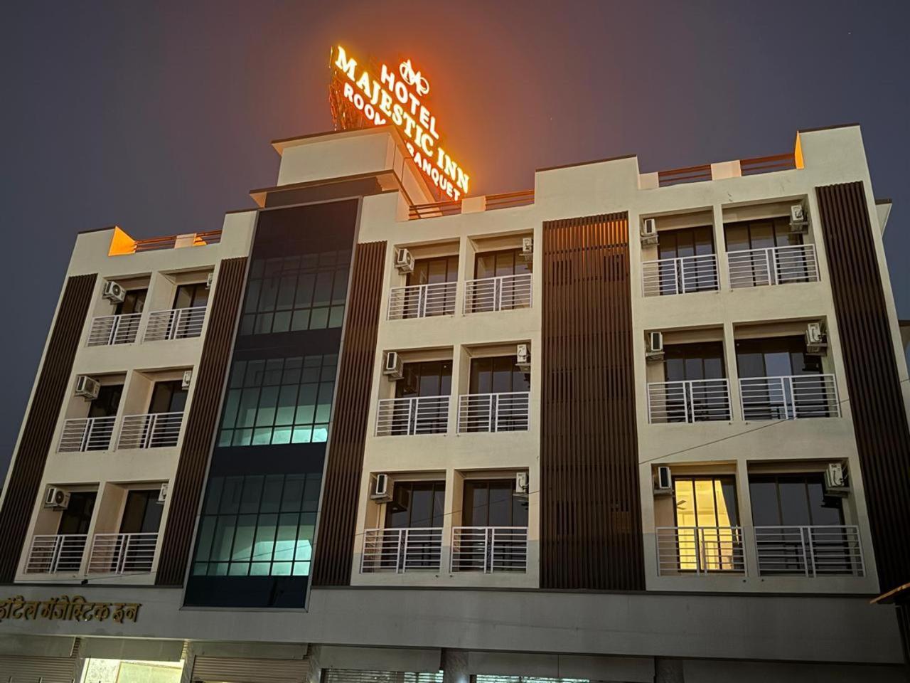 Majestic Inn Vasai-Virar Zewnętrze zdjęcie